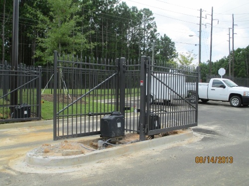 swing gate for commercial fence